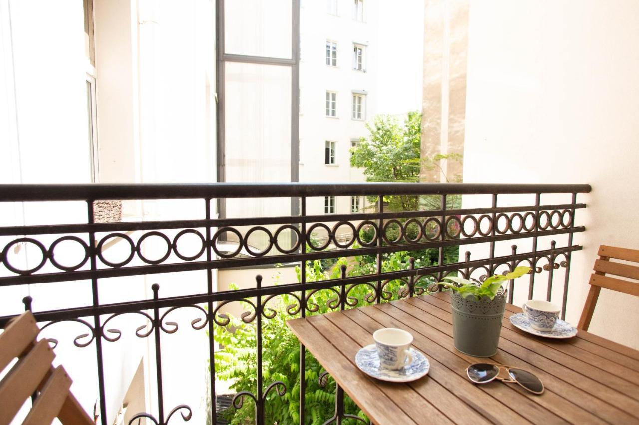 City Center - Golden Apartments - Dobr11A Varşovia Exterior foto